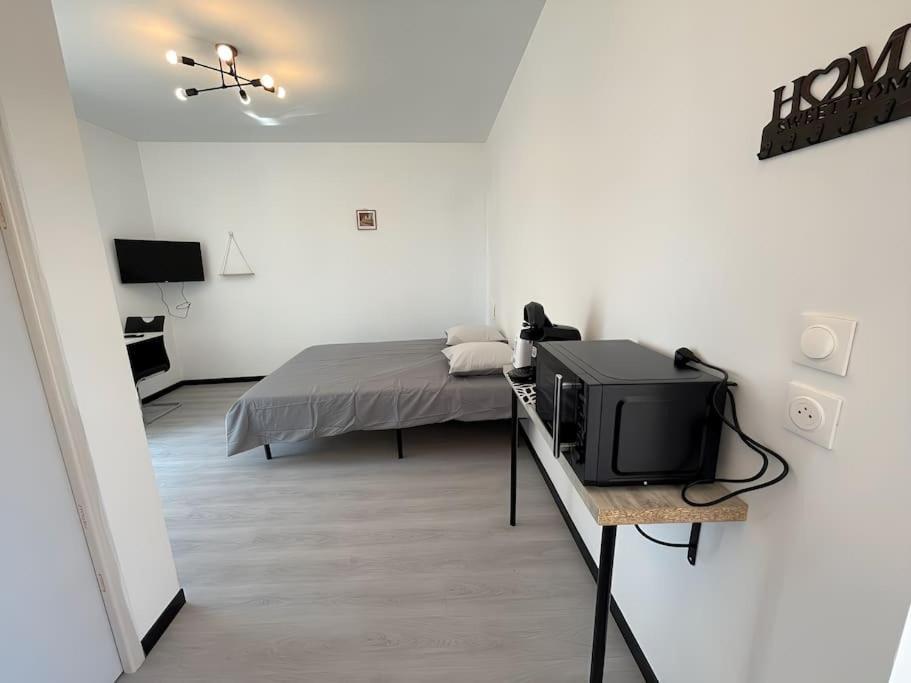 Studio B2 20M2 Cosy 5Min A Pied Des Gares Roanne Exterior photo