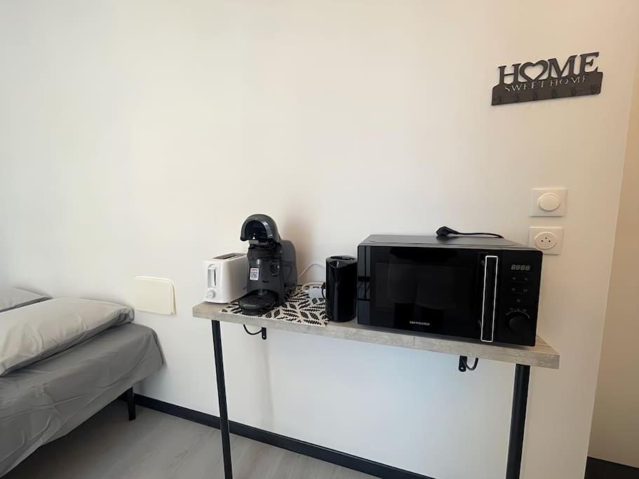 Studio B2 20M2 Cosy 5Min A Pied Des Gares Roanne Exterior photo